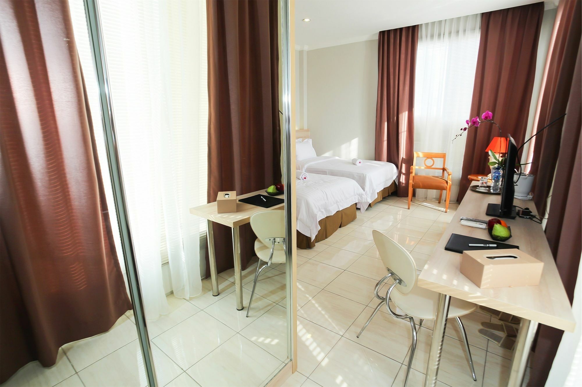 Topaz Residencia Yakarta Exterior foto